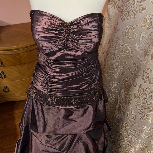 Milano dress - Picture 2 of 5